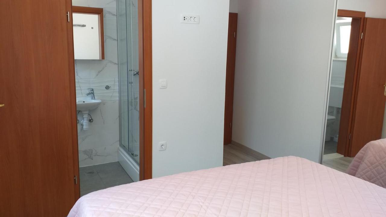 Apartman Karla Lastovo エクステリア 写真