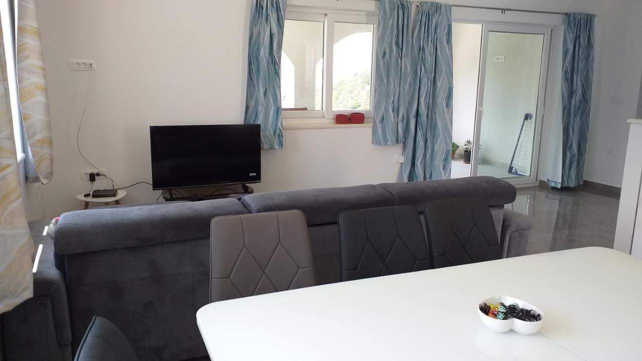 Apartman Karla Lastovo エクステリア 写真