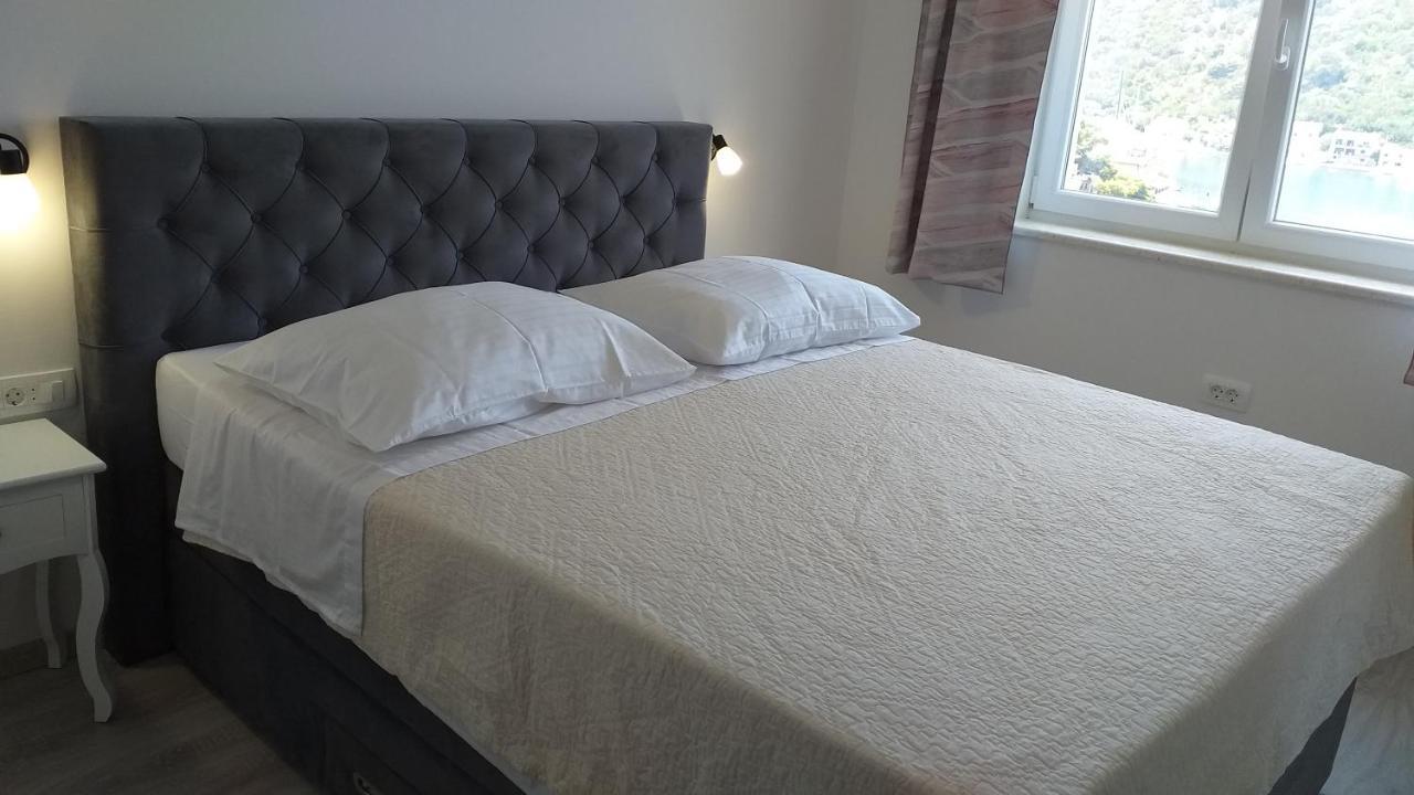 Apartman Karla Lastovo エクステリア 写真