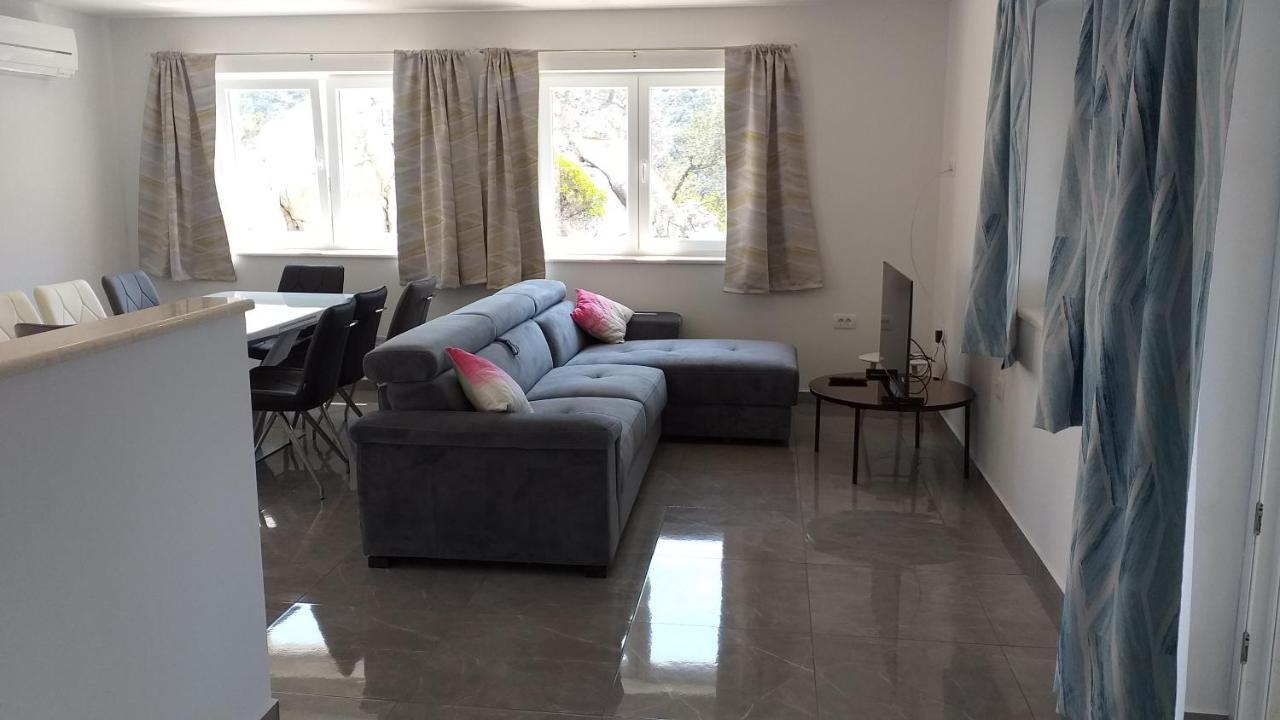 Apartman Karla Lastovo エクステリア 写真