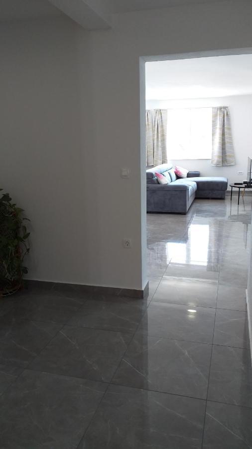 Apartman Karla Lastovo エクステリア 写真