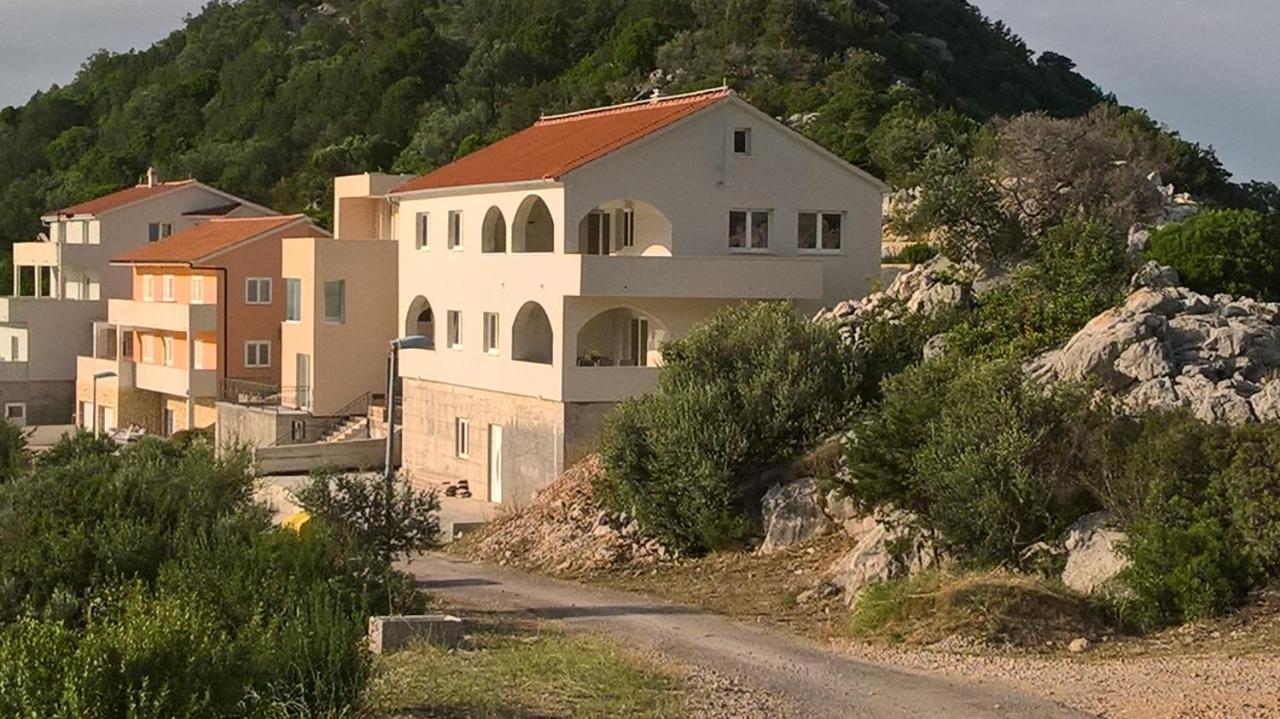 Apartman Karla Lastovo エクステリア 写真